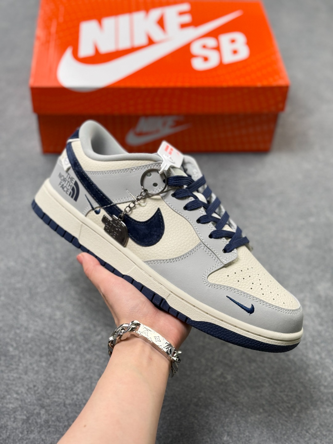 Nike SB Dunk Low x The North Face 灰白蓝小勾 纯原大厂出品 极力推荐👏 官方货号:MN1688 109 x56