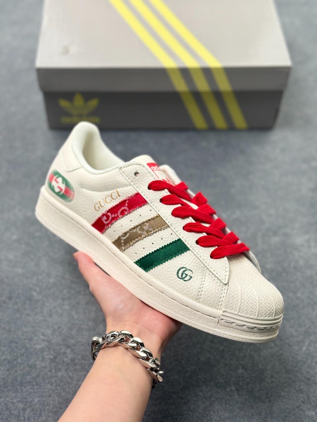 _dvm9szASsm_B0WdNCLj0lyM0zXVRdosjW_loErw