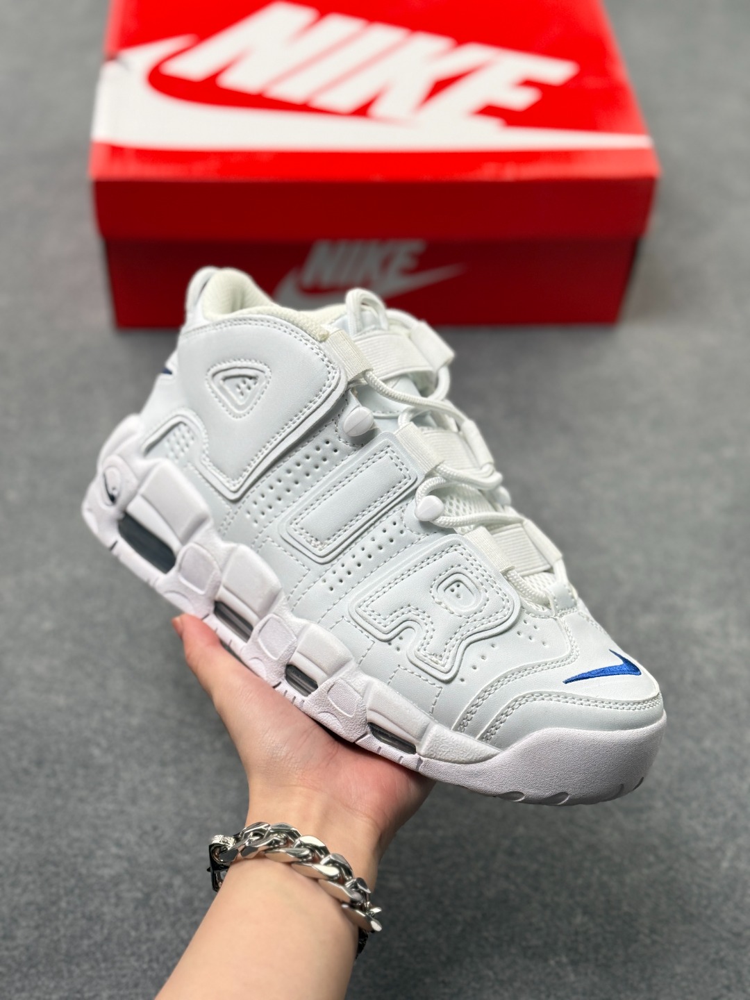 _dJU9sNQrHZw3YyQWvKdHItcllUGQYOv_UyWRLyg