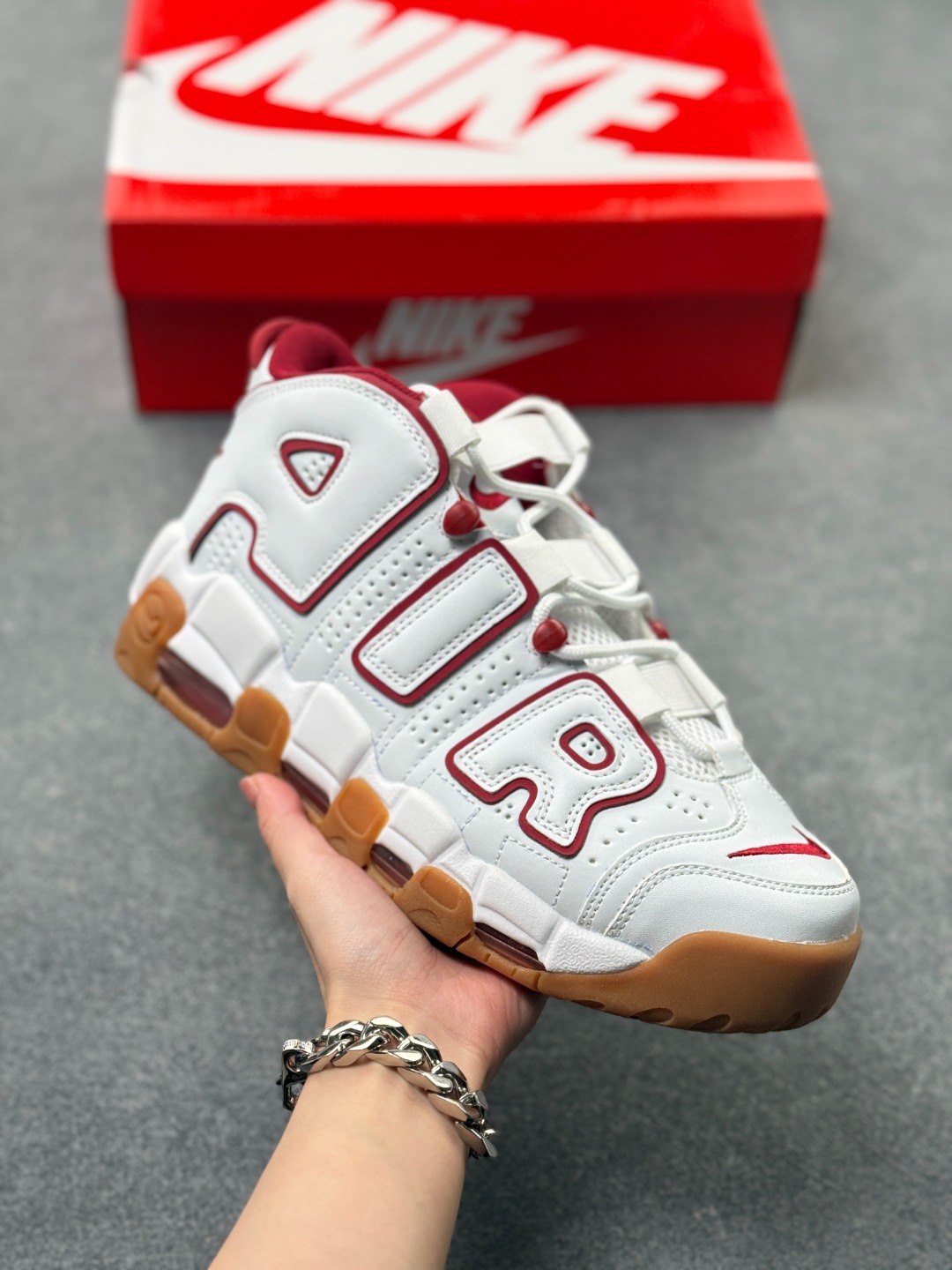 _duH9smNkuKHoneLgF-UlejPGhTz7U20AHvkv5Ug