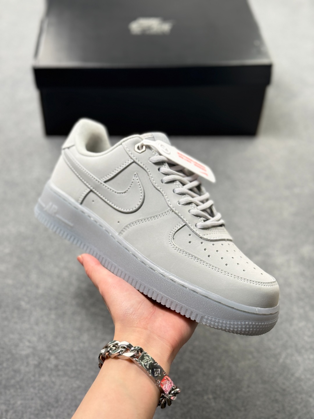 _dq29sPceK_E3Ug95CTjn_vJmBjma2g3eZKDIMuQ