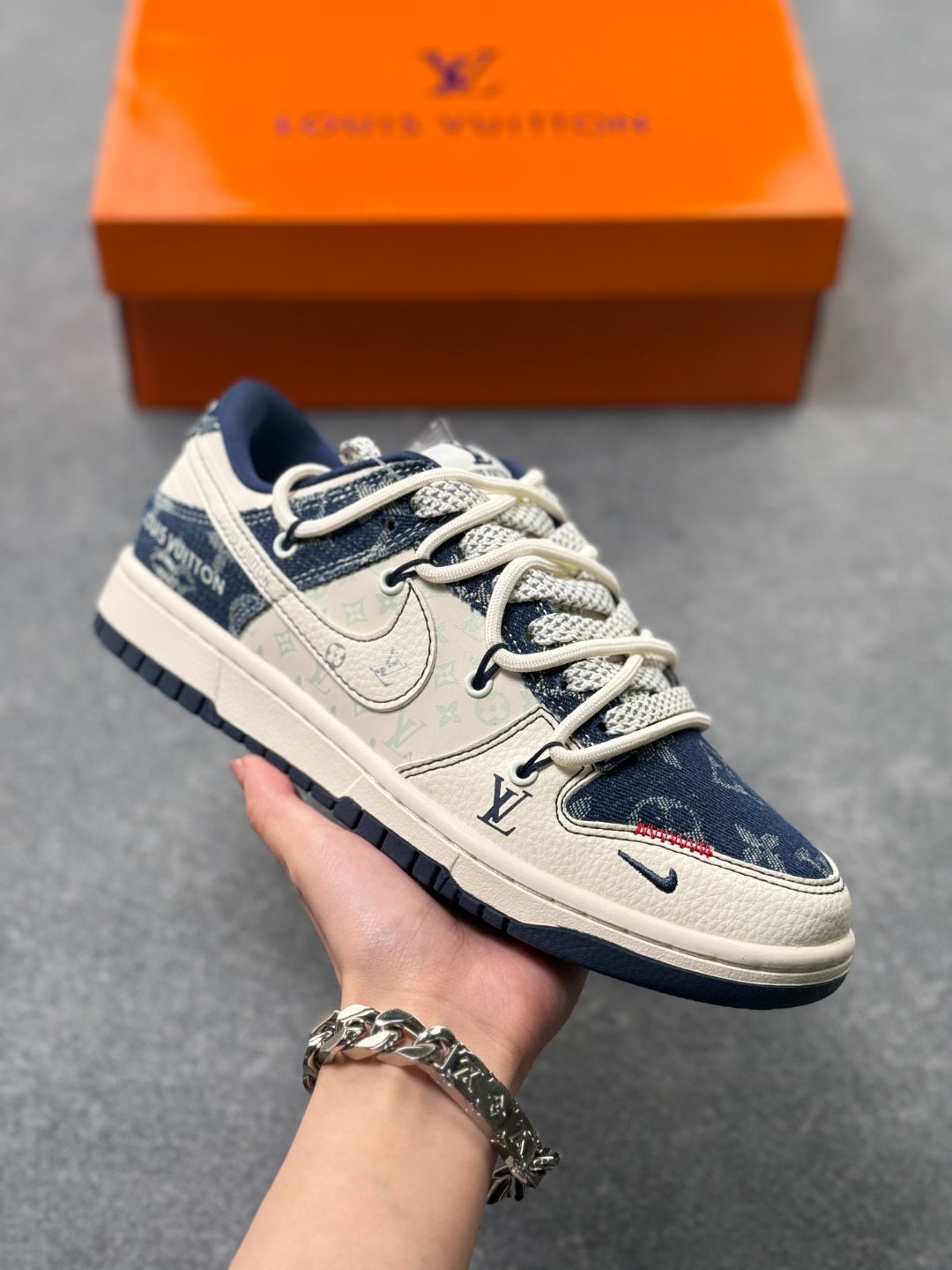 _dDN9sfvooRLfy0NuiZaD-KyjYiG-Cq-CqRCPw9g