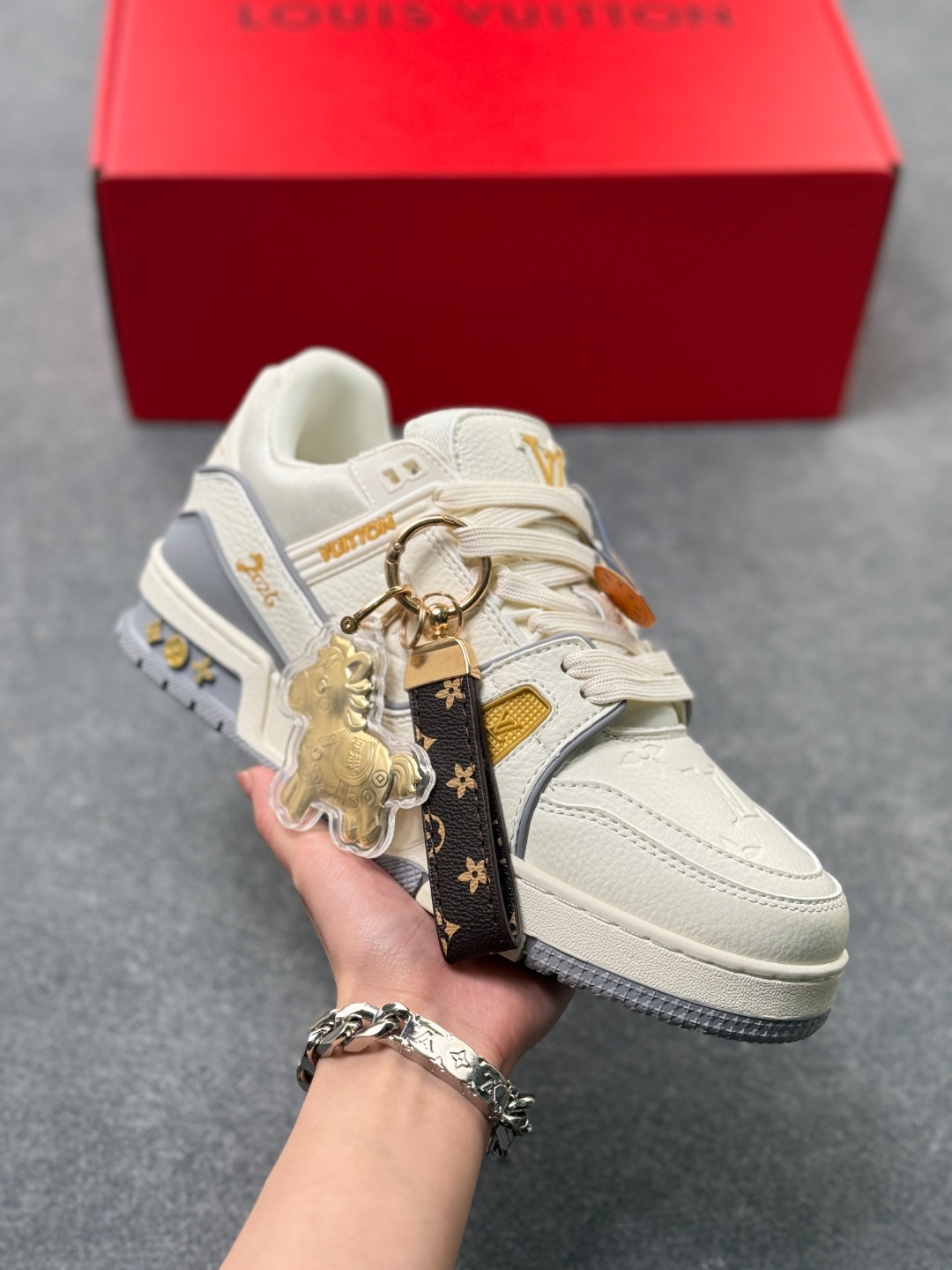 _d989soNxO3G9BWSCesFOXQtZ8KT-nrqAjH-Q0TQ