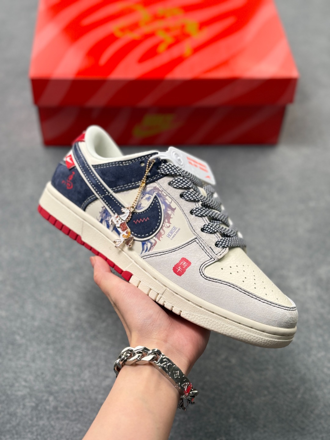 _d8e9stt6A2cmkfoXPAsMQVKsfRZt2Nt36KomJsg