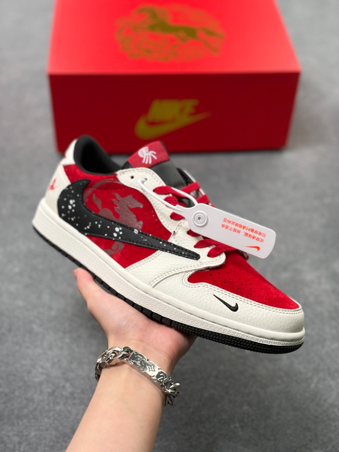 _dm29sdUWH8R0I6oUIT-Y3Hr1N2pJFGGVCXXPoRA