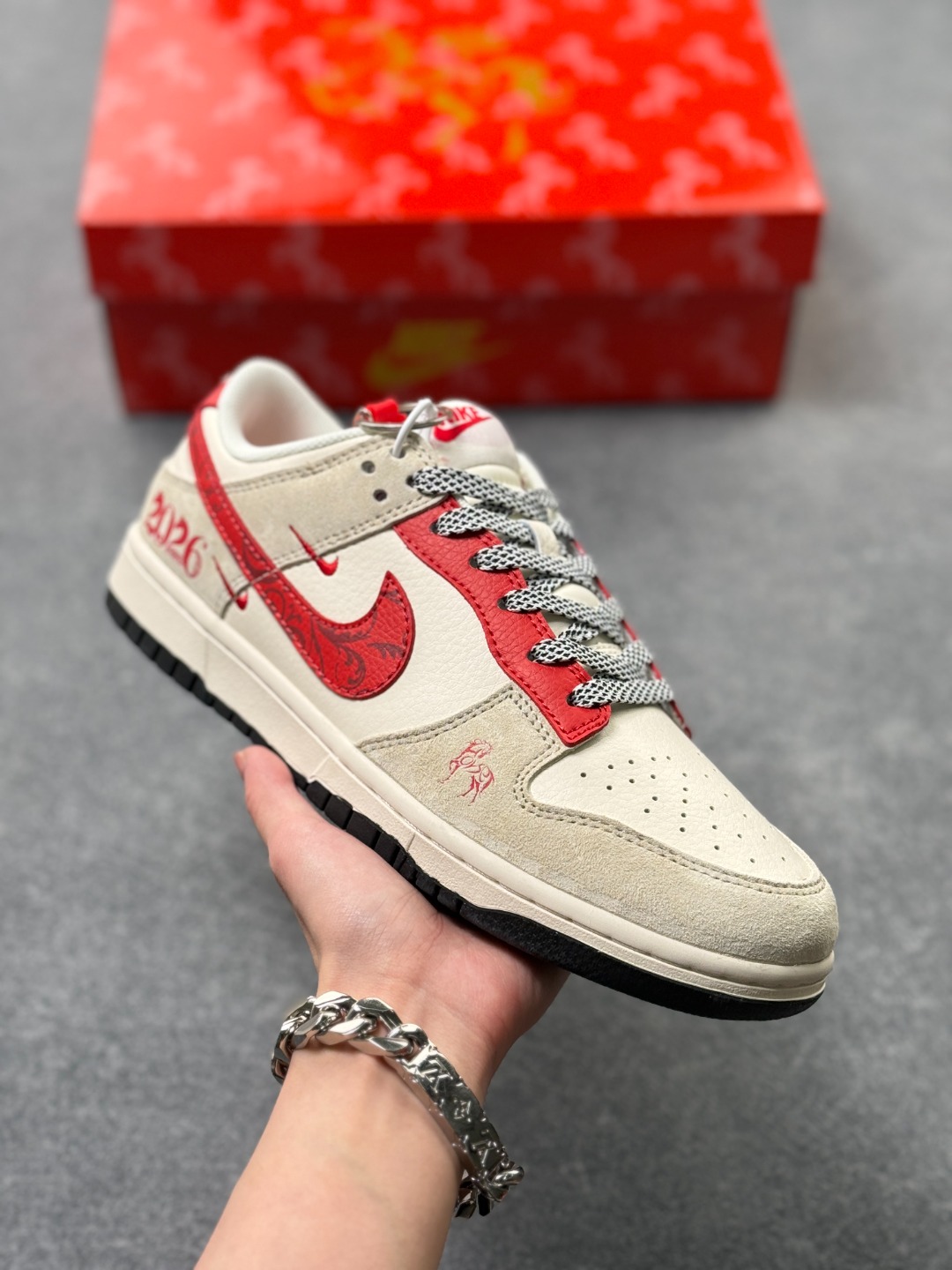 _dJ59s1qg4CZzpKBlUk2EQqUONHN95ENi4qPt0xg