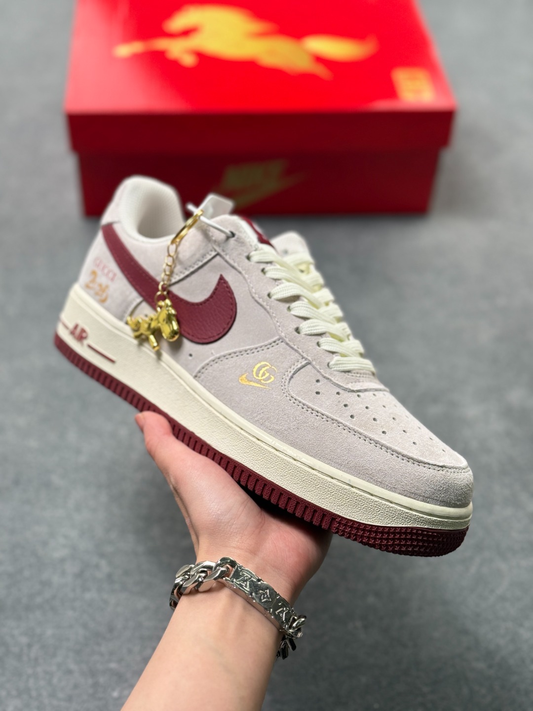 _d4-9sAAKSdbqkE-uM43kOSFg9aAMuBlfkn3McOQ