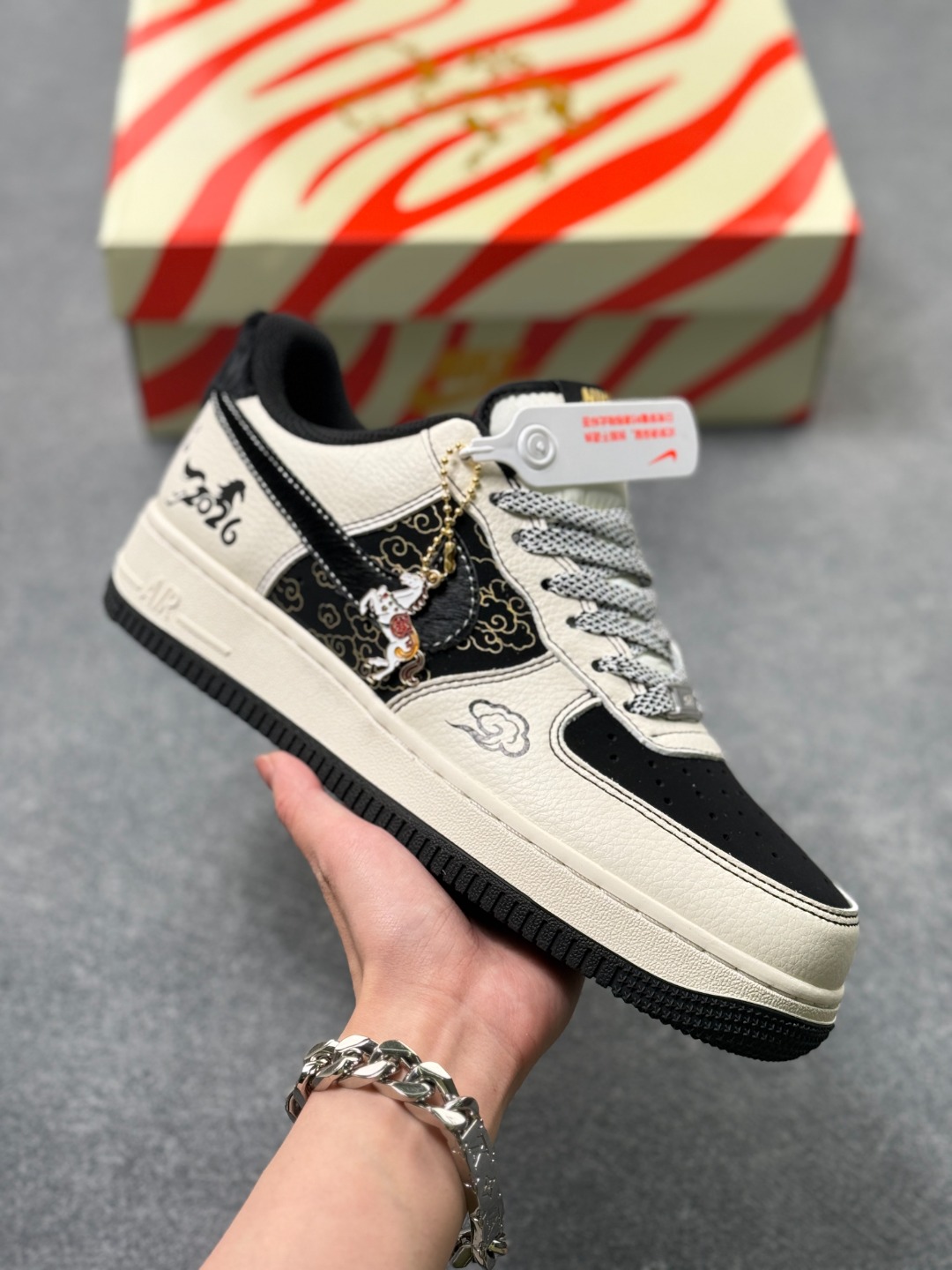 _doJ9sWzo-i5dXEULCDWxHZrzz9VJWT2tEGDJD5Q