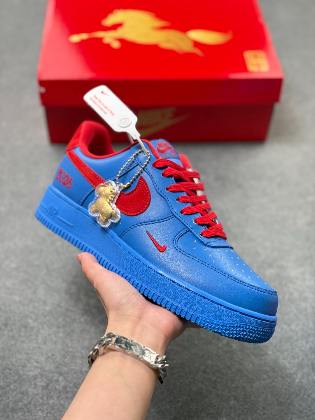 _djF9sIczY3mCBDsKIse_KCXINSQLwAaGs_amWrA