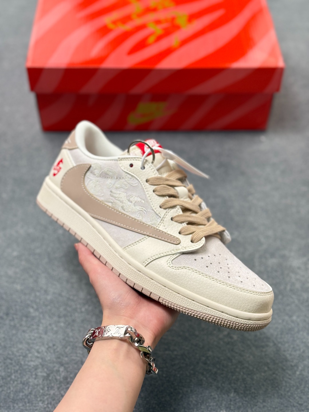 _dcp9sSVTeVd31r44Y9p4eQBQi4PYZADnCP784AA