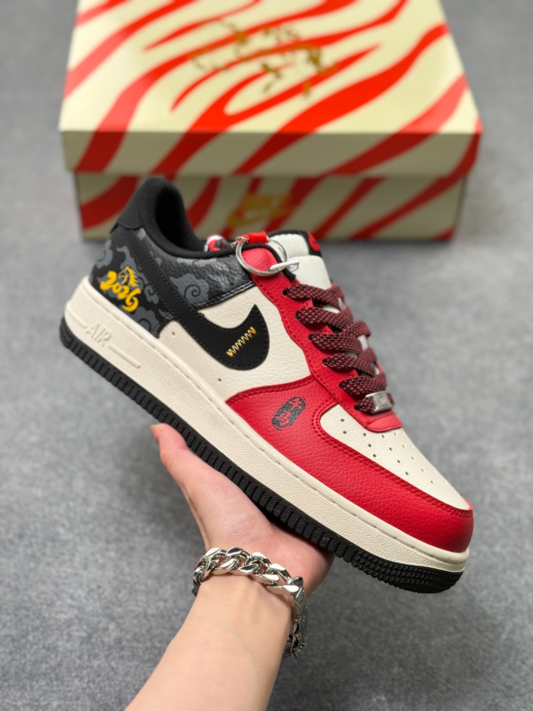 _dxE9ssgo41wYMqlMQAKWCpIU0_7jQPCkHthLXNg