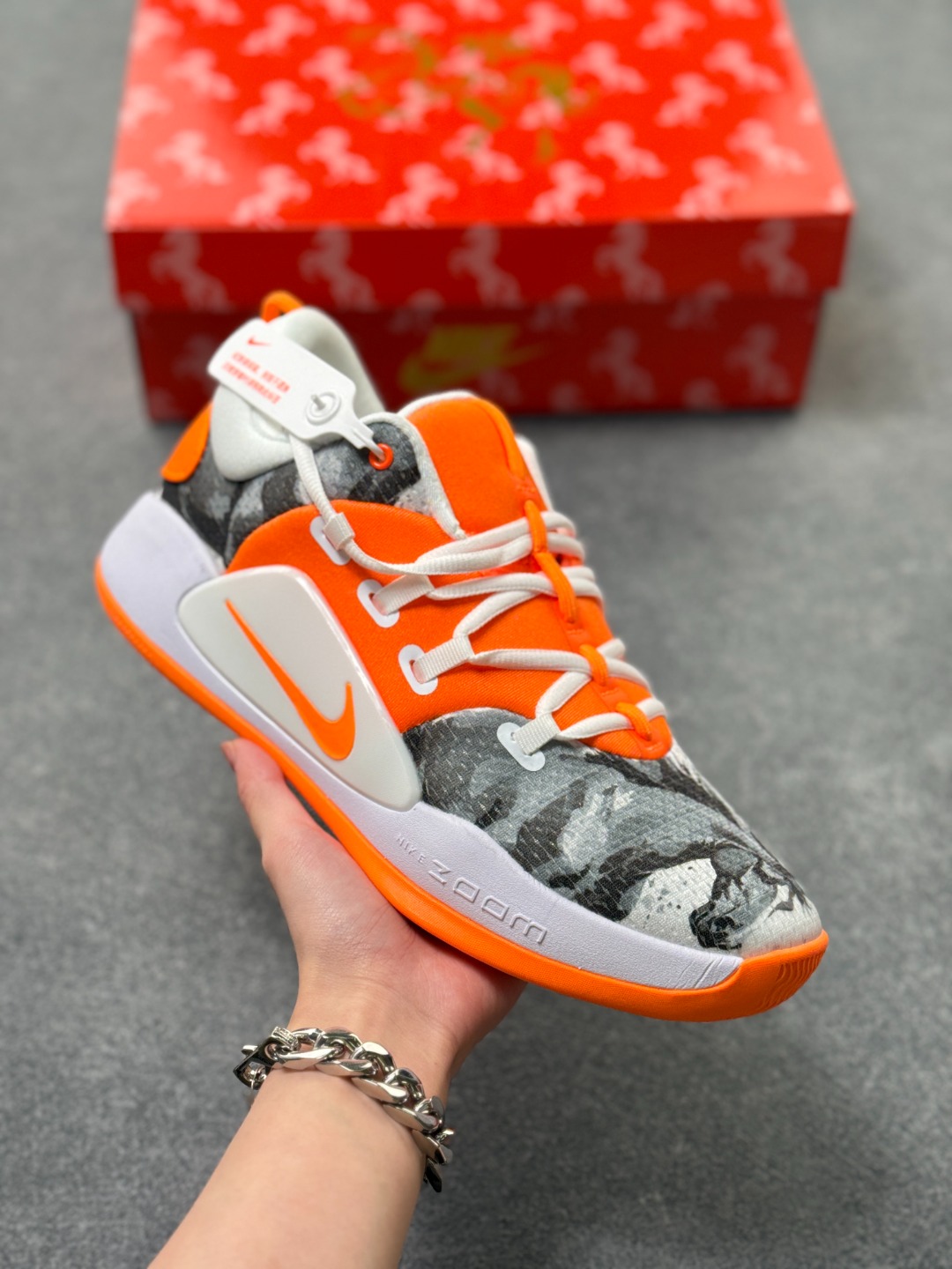 _dJ59s1qg4CZzpKBlTkGARpEOKF9J_ENi5rP1zzA