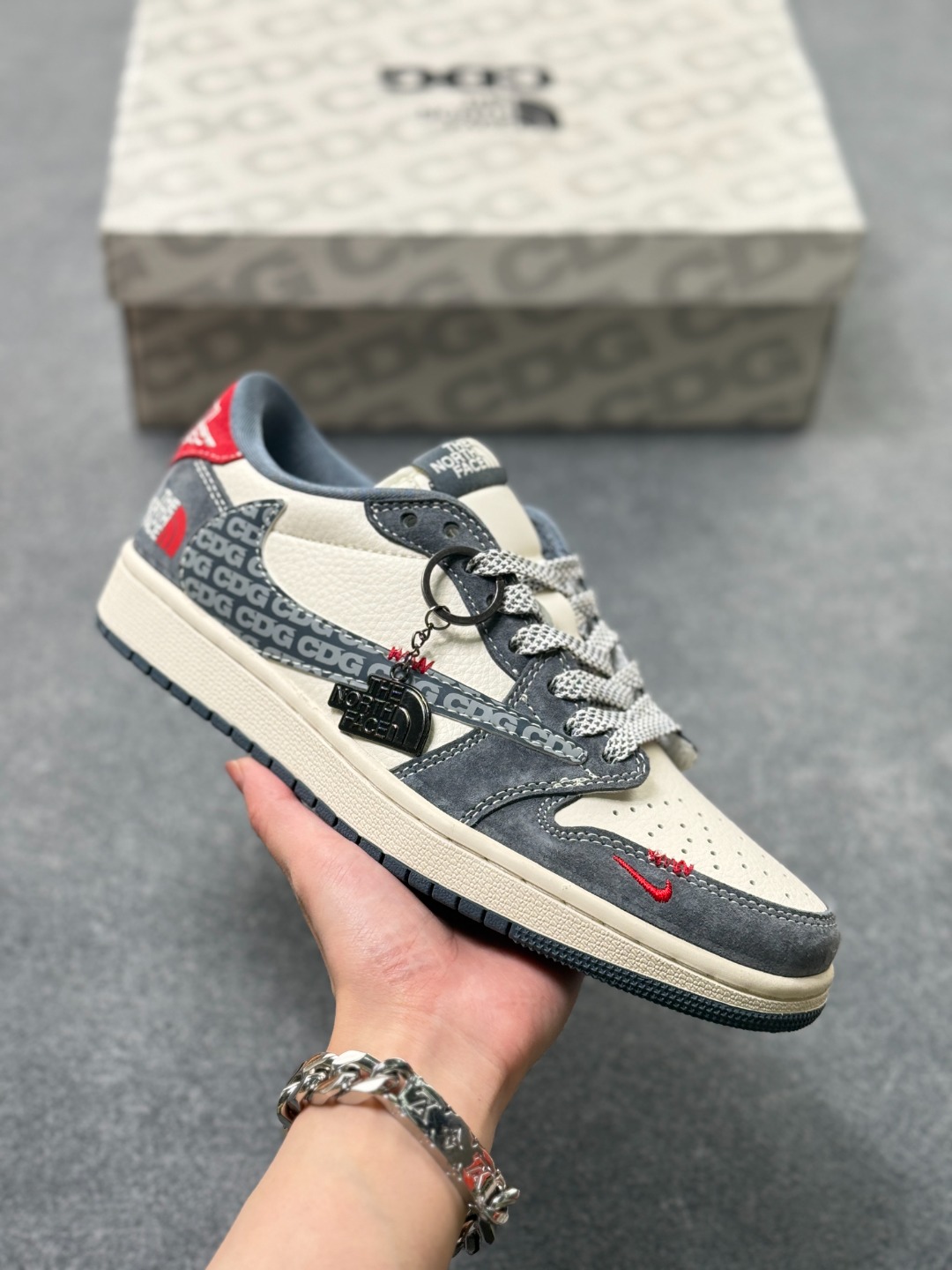 _dn39sfBzR9BbQO9jzX3I4Vx_pRSZOqFgYdcKGCQ