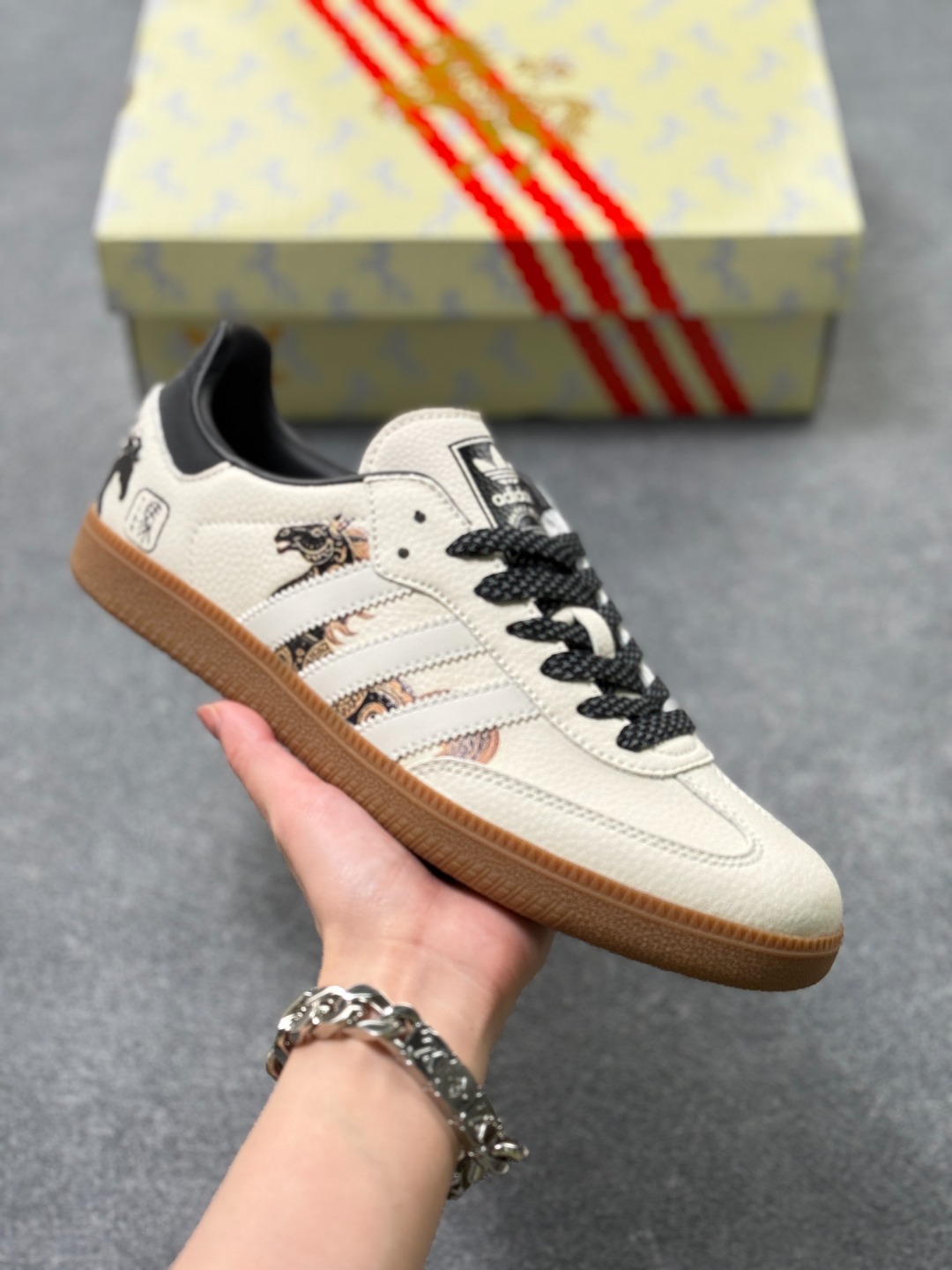 _dt39s5d9-350DG0GE-y3LgoDJTiB9jp_MlMlpMg