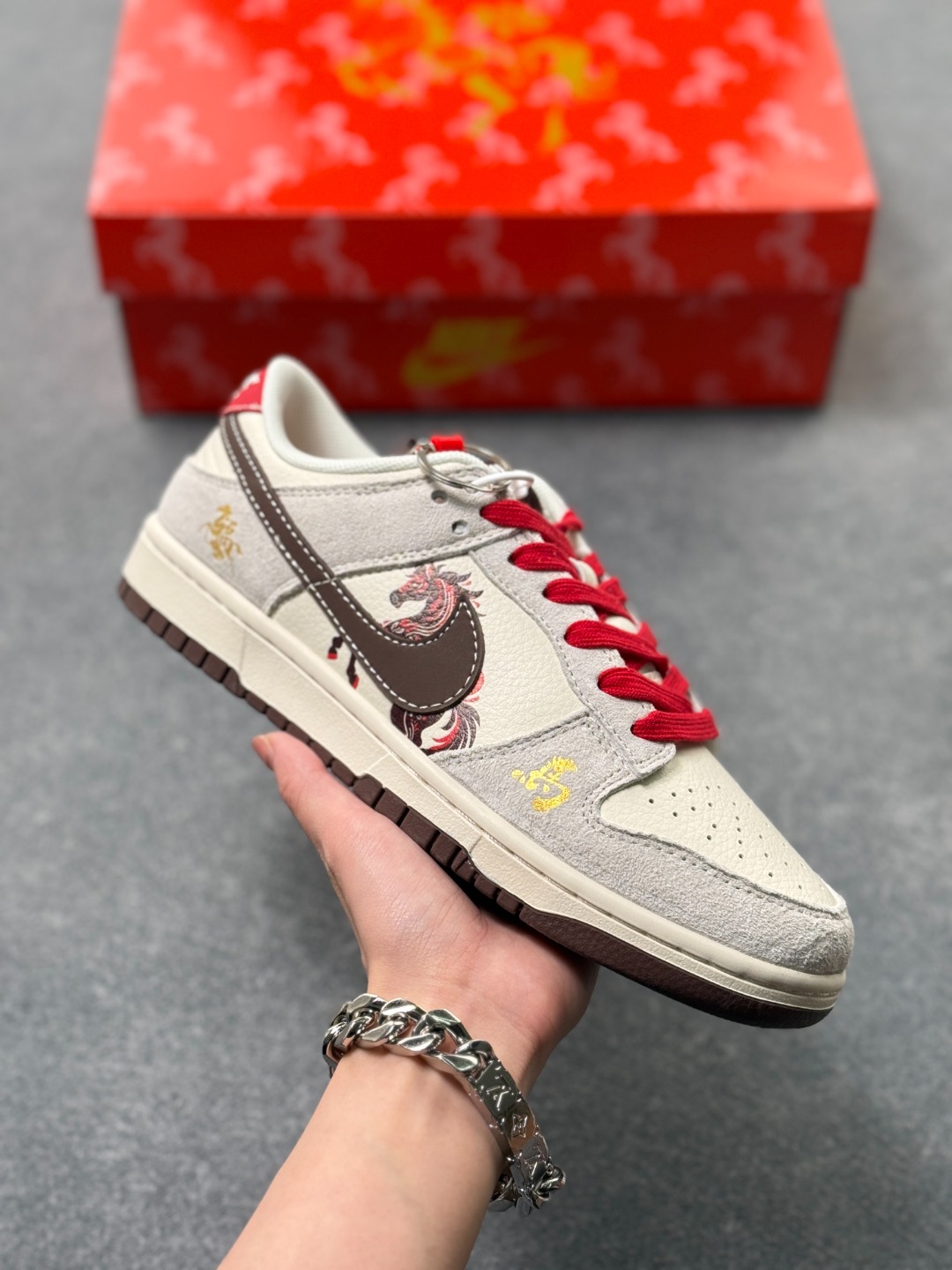 _dAQ9sKeCu9LReh5U6qtj7SVNbOAp_dvlwgHjg4w