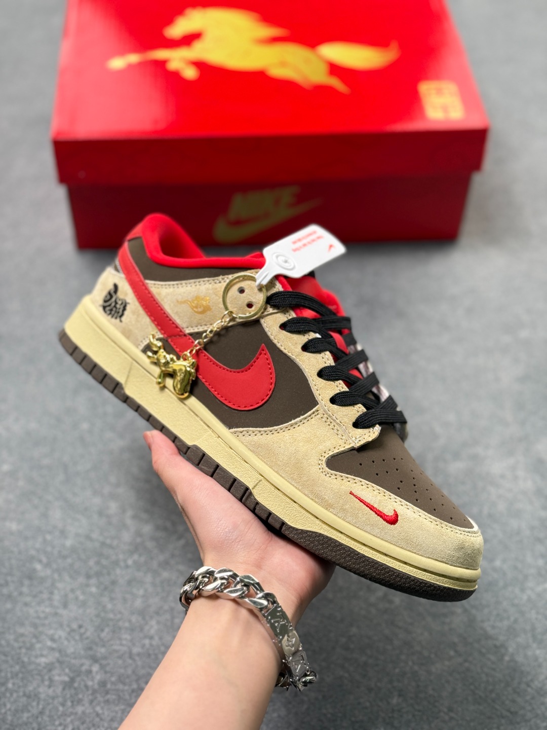 _d7Z9ssZjPXYQekjD1WC0cpACIYursouWq6YAHIQ