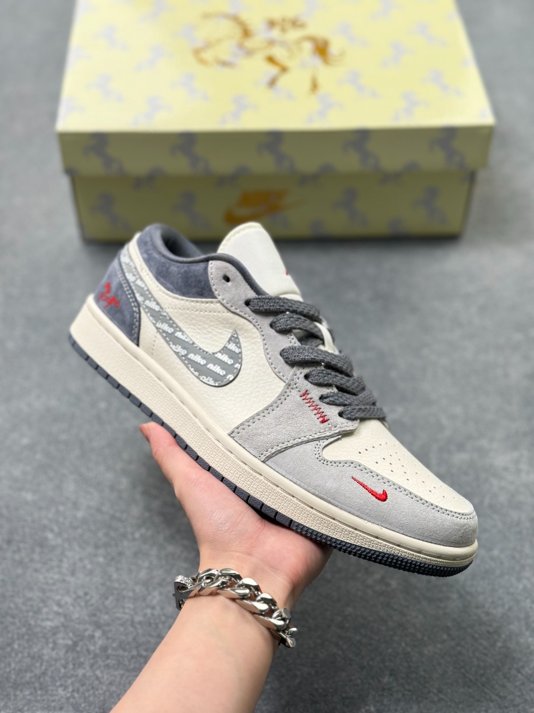 _dBJ9su01w1jABw_MAdazDhqplV24Jy2fh3jaNlA