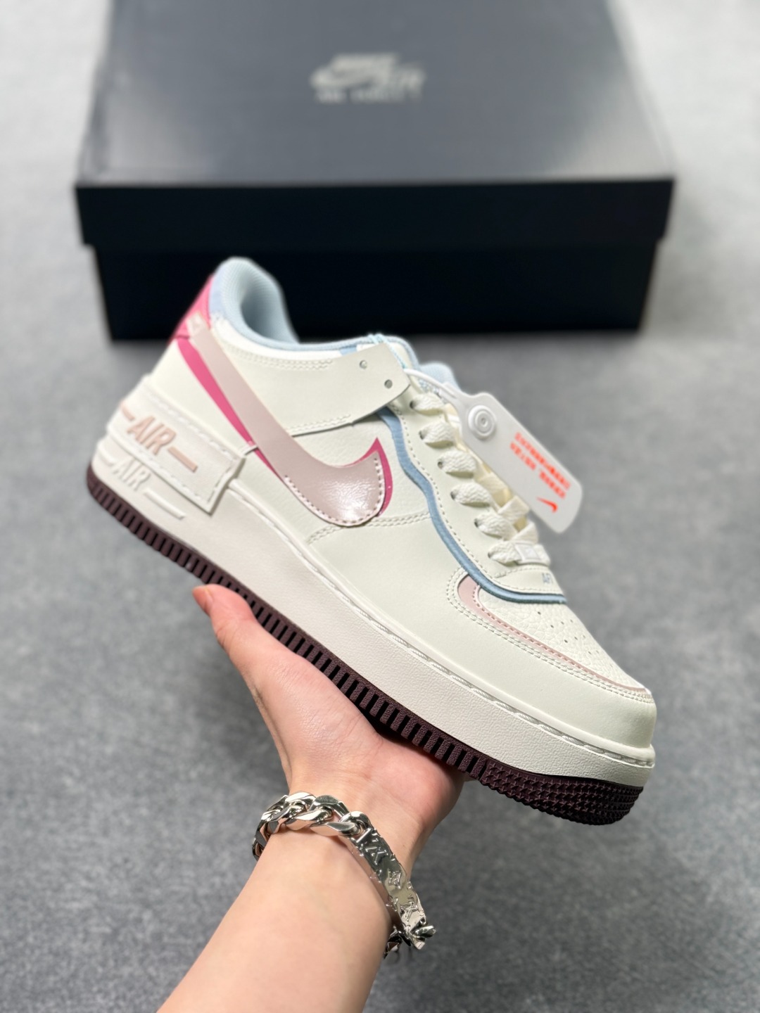 _d799sEAX_3uD19h4FPWaVkHzzJTfrBOzMxGdJgQ