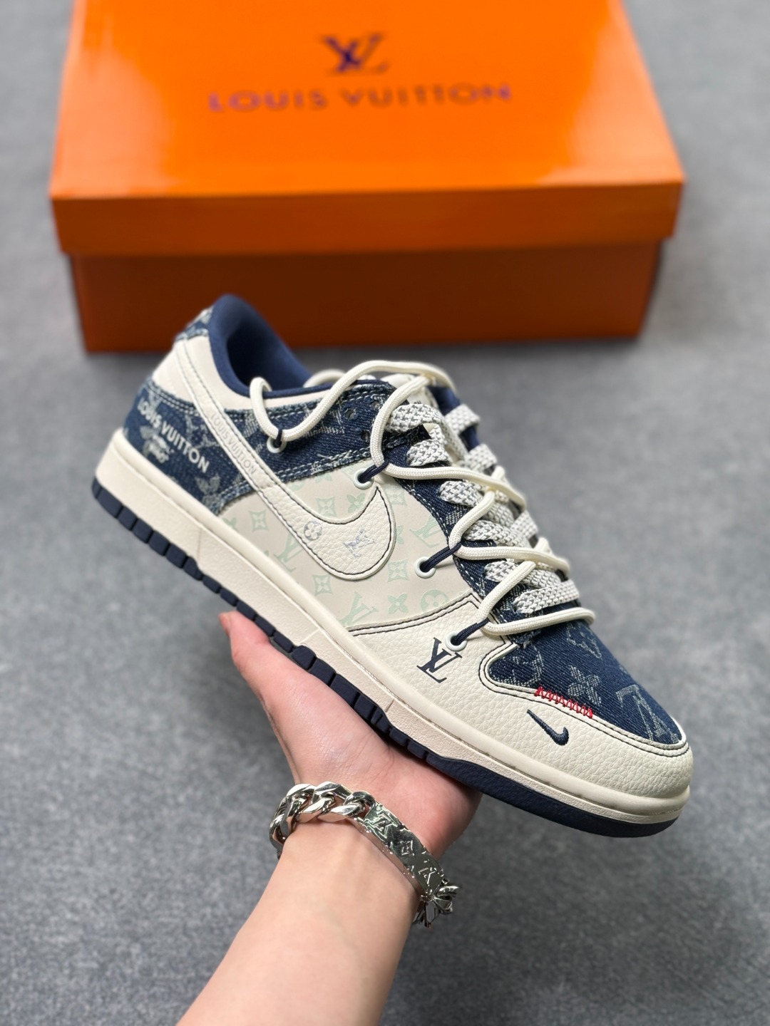 _d9S9svShvop9T4wiqkP274-dnLLTaXzaWg69uew