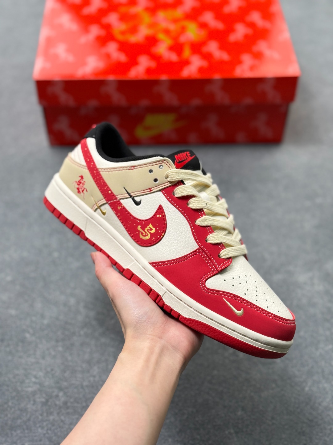 _dou9stSITGiz7guBO6sivBbTnwAQF4XIO78kWBg