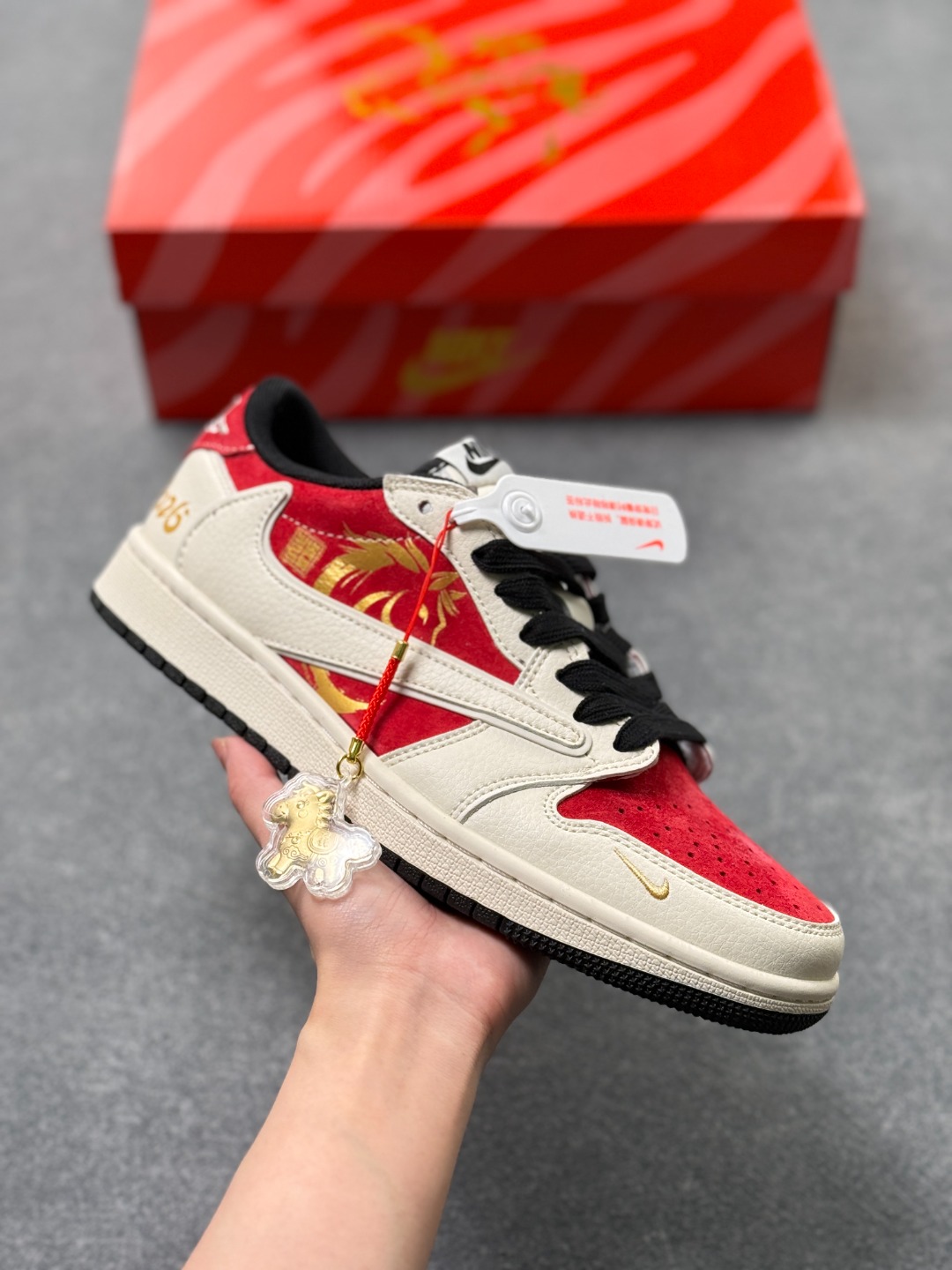 _d-_9sNlU39T4tTGgSyMAorydY2G2dDjLSMePT8w