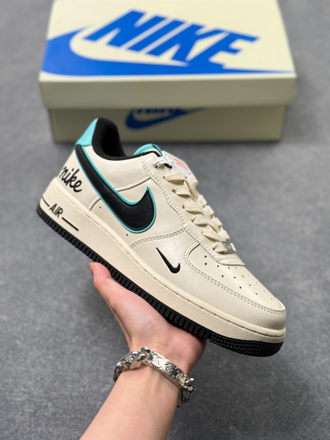 _dLD9ssBCbZ-KOooLRQB5xcXpfJYdBX7AaN01aag