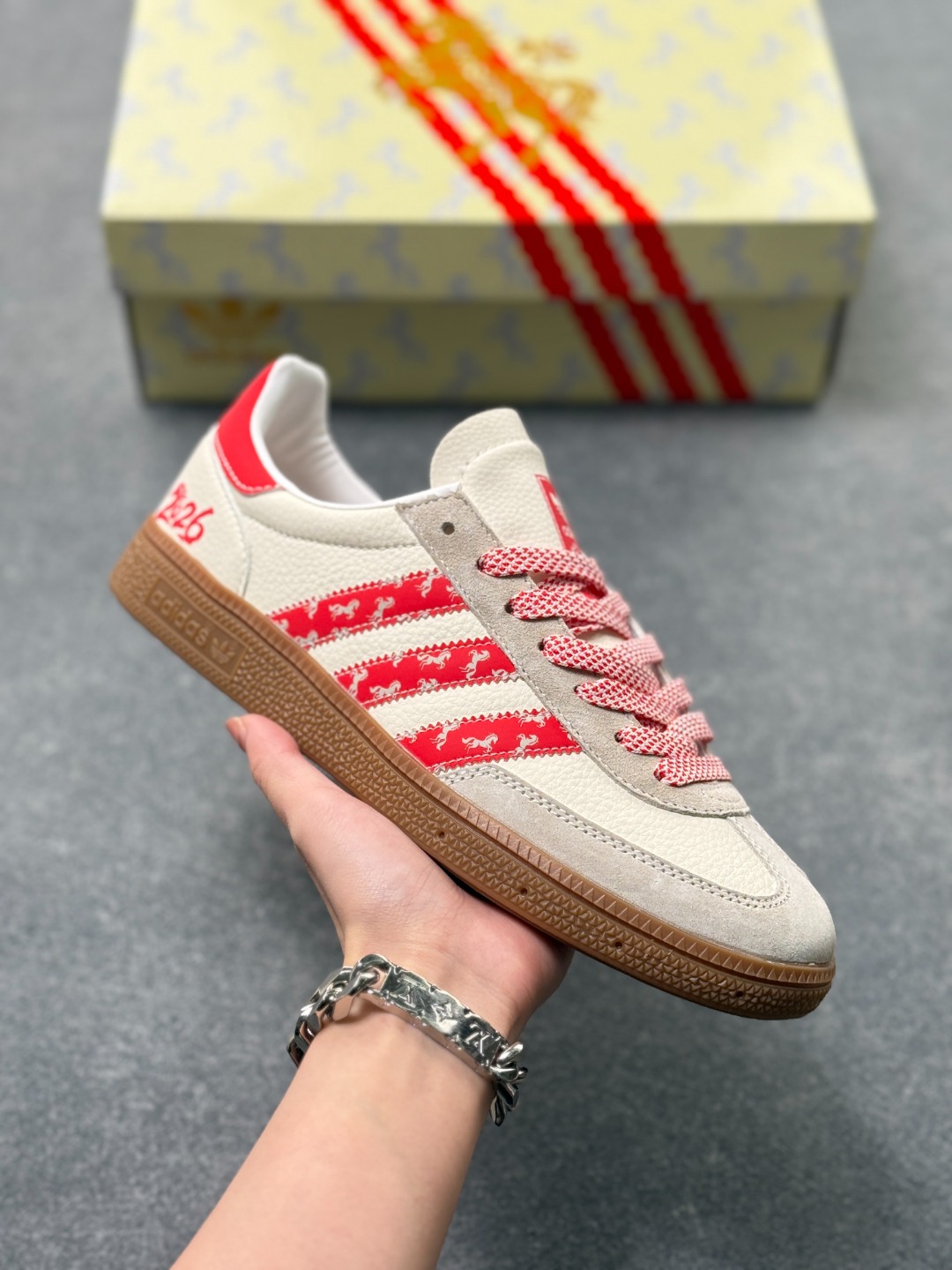 _d9Y9sTiMO8JrNjrLQWKA_qVibo3li3sc6BOdtIA