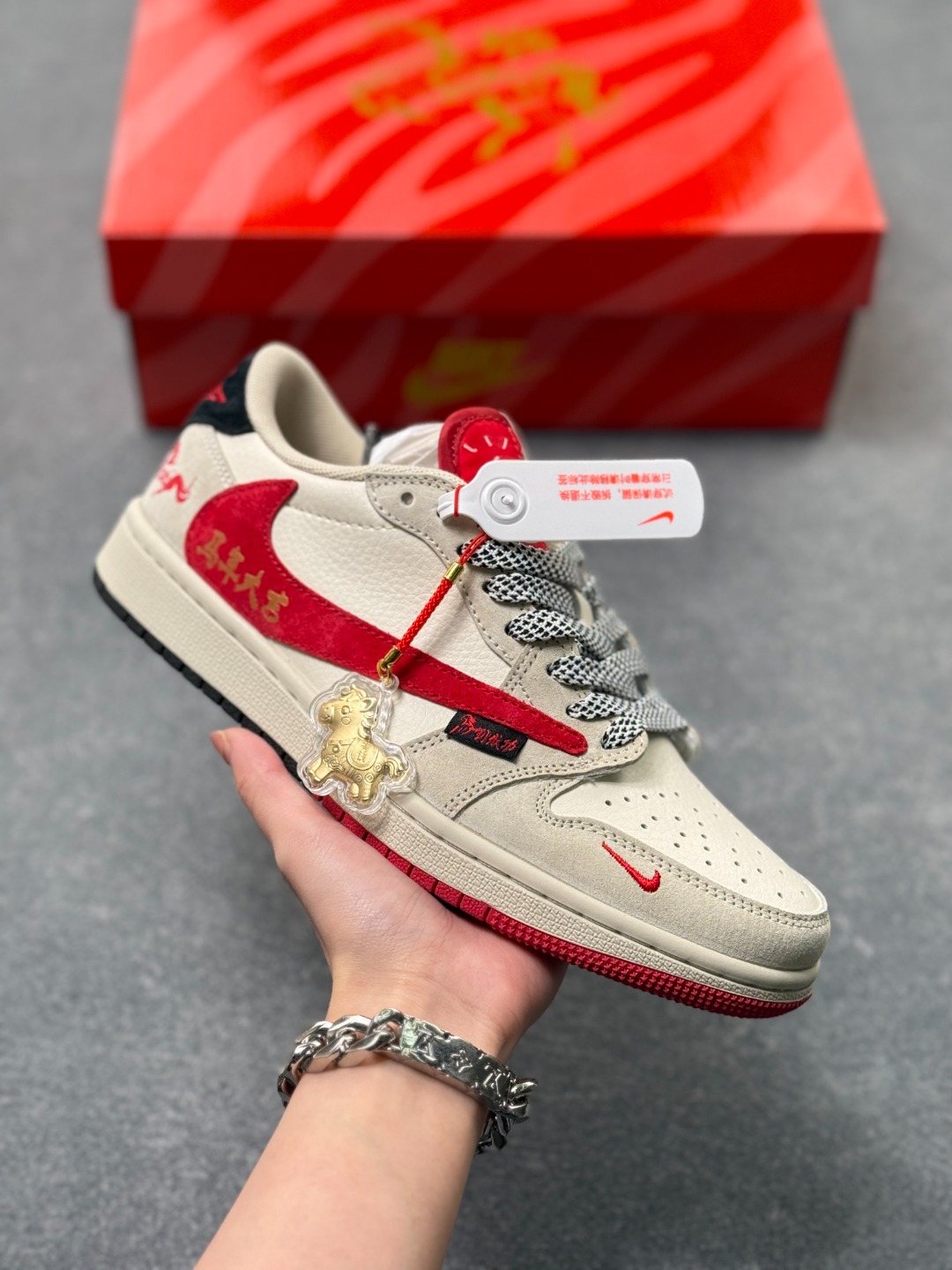 _d-r9sS0LoGzawheZZKejCIb4VcxTcjd8sejj9vw