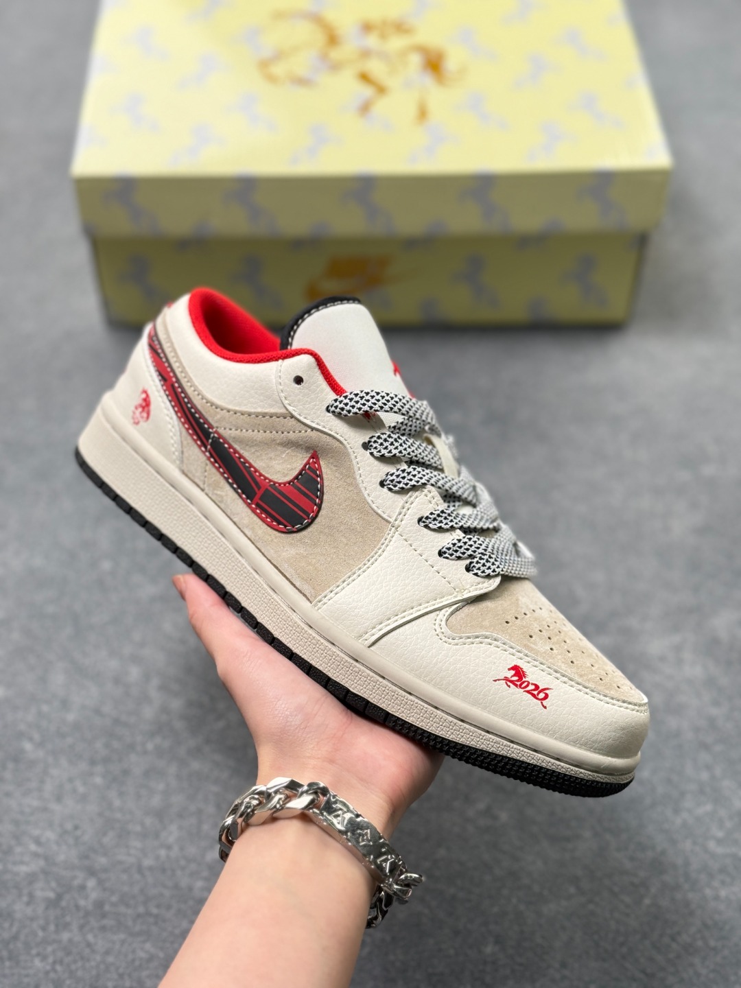 _dT59sM69TpeVtNIlmMyQjqVqlL_ZWXichU2_jEg