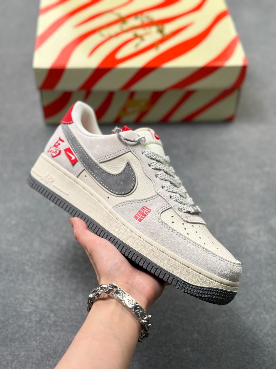 _djE9som_3_zhmDcI6OsrRECpT2PAuD-ehW4ZFkQ