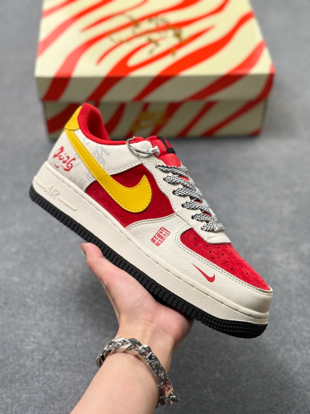 _dok9sT87lTlMBLG30arbk1K1NZ52XAZEXEKZ29A