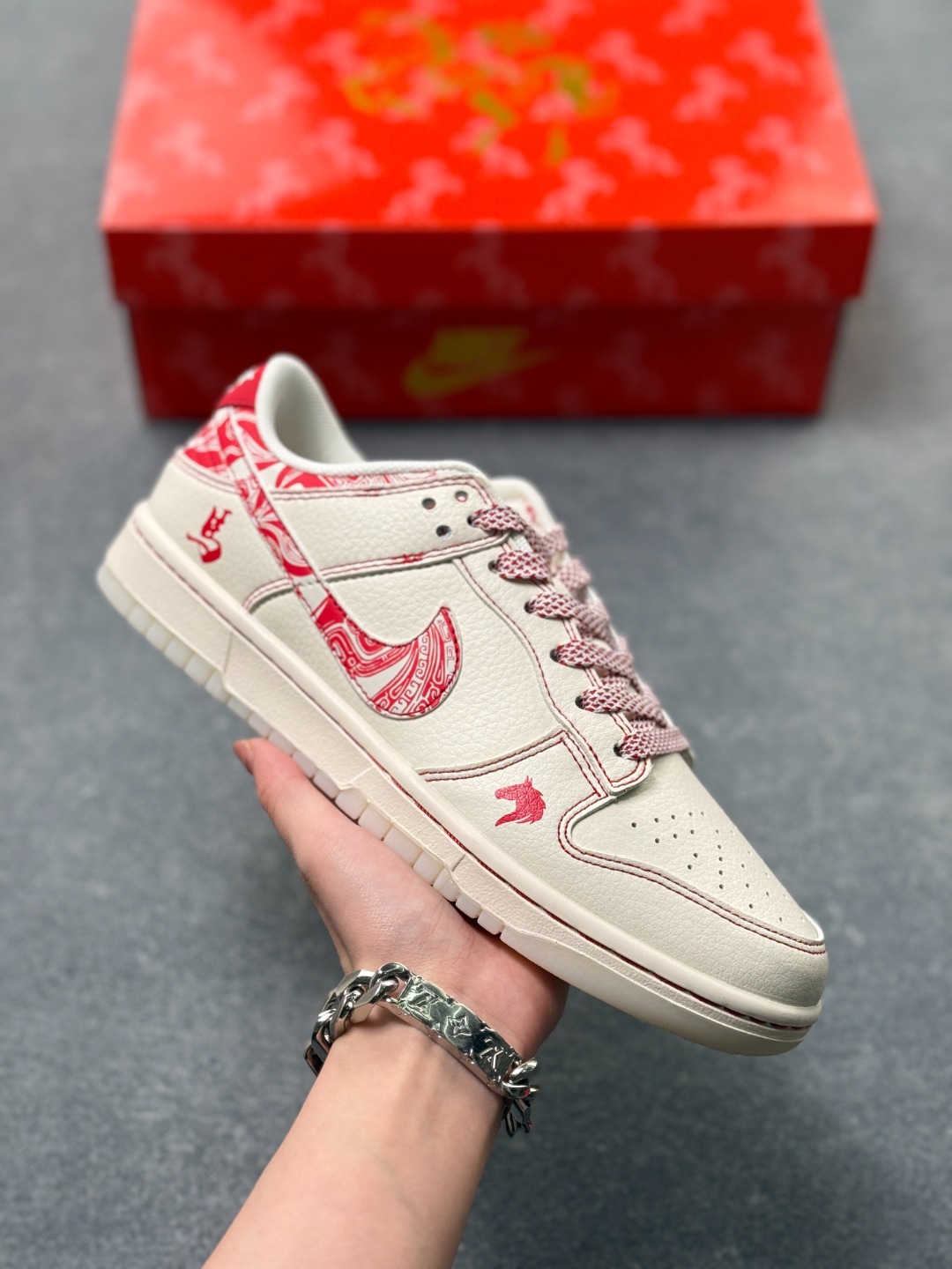 _dRG9s9lkVQ-6uOZ9Y_Lu14sHVjMOZeeUhrO-5Xg