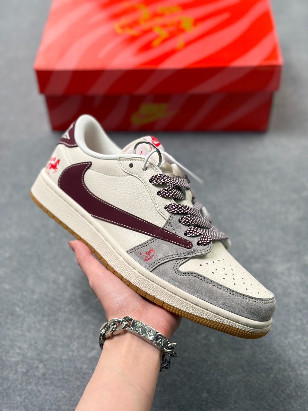 _db79sfnVpUw-Ik_2C7WoH9GuiVJbeJd9jLltUOw