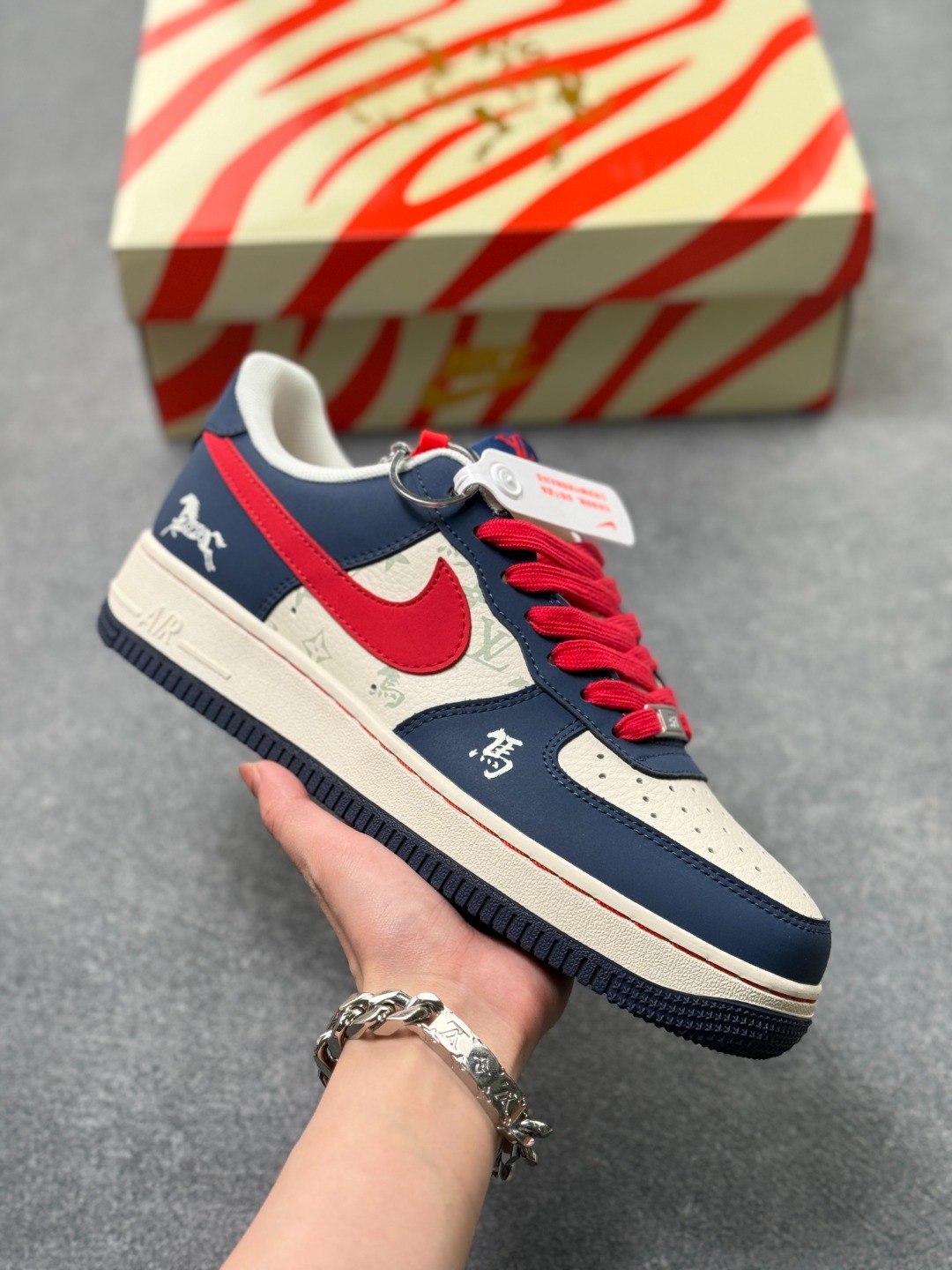 _dvP9sriwHDB1OfC42PvNpPtH9_DHomJUUsdTUAA