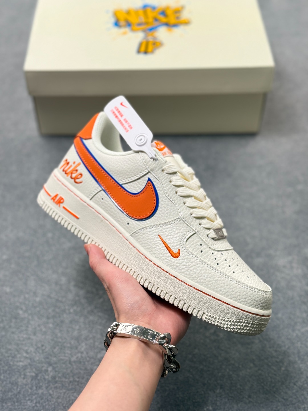 _d3-9ssHpeAQlhIoDZsbuR9hw4a48rV9QSE8J7Cw