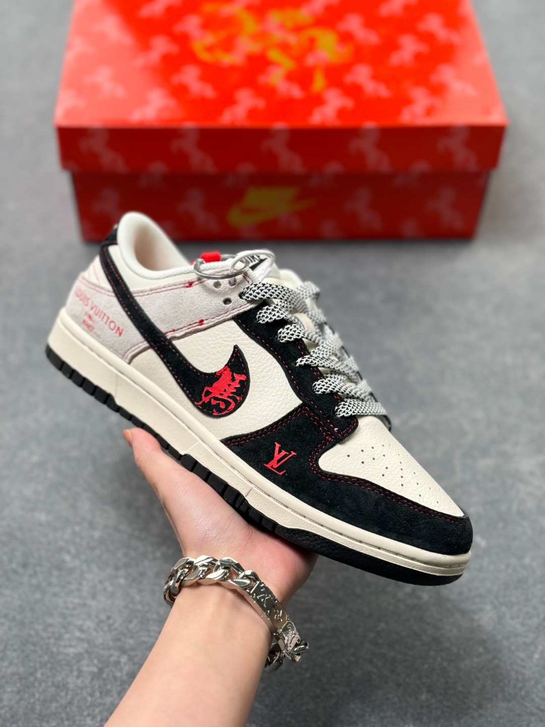 _dgG9sM_zLkPSpFA2CAt1aFz8XUwKhrCI9_IOYYQ