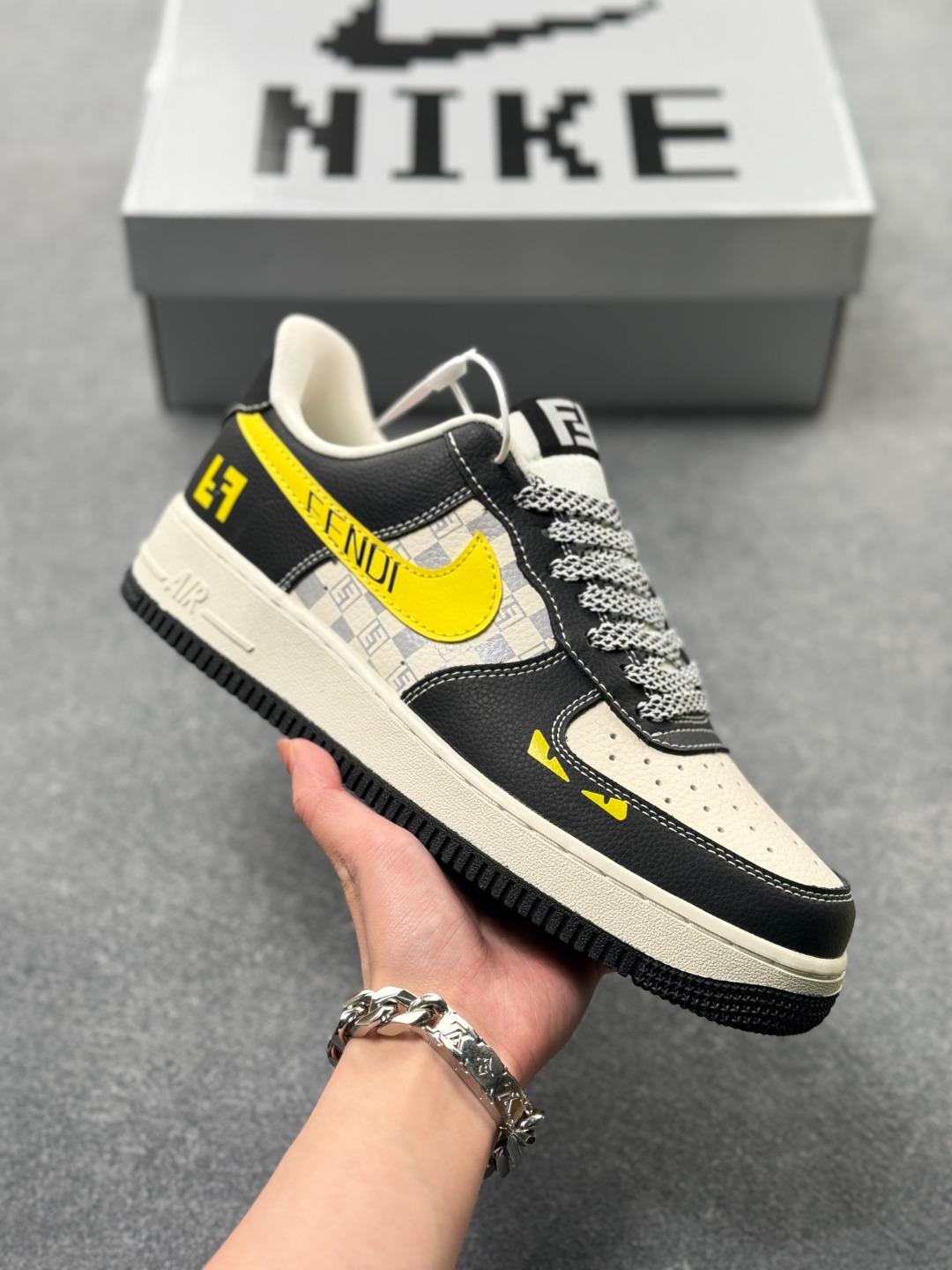 _dpB9sgA-Zo1vCkpKvaLcWm5vv4ApFk0eW0nfMXQ