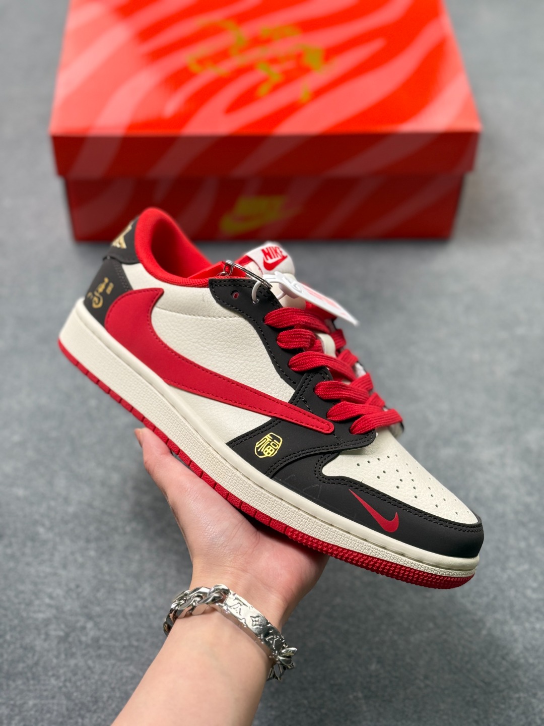 _dww9scUNVbe3c63ZPxIT6UvArmPrvVbpGu30Nsw