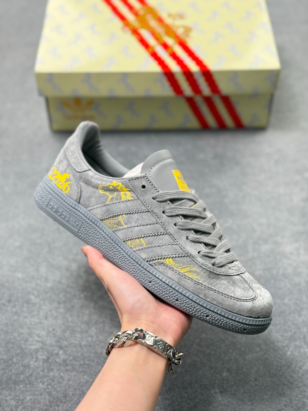 _dnm9str9YmbuC5y6XNjn_SQNxE2-83ZuD3hse-w