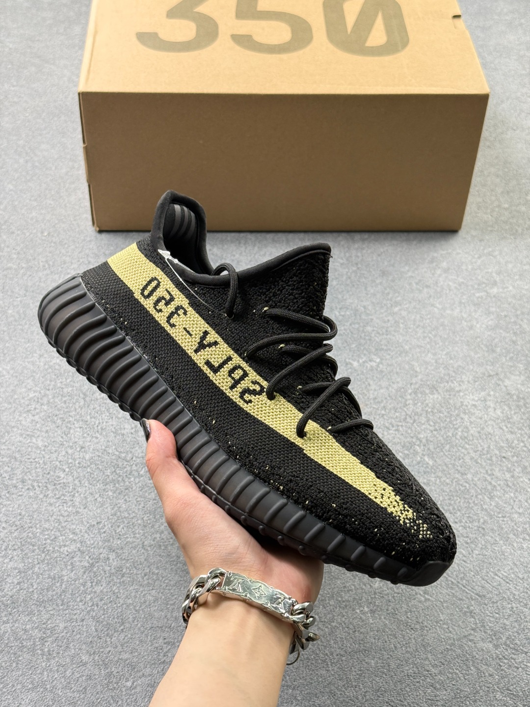 阿迪达斯/ Adidas BOOST yeezy 350 V2 椰子350V2系列 “铜棕灰紫蓝”纯原升级 正品原厂巴斯夫大底 源档原盒 原厂正品材质 随意对比任何版本 货号:BY9611 X45