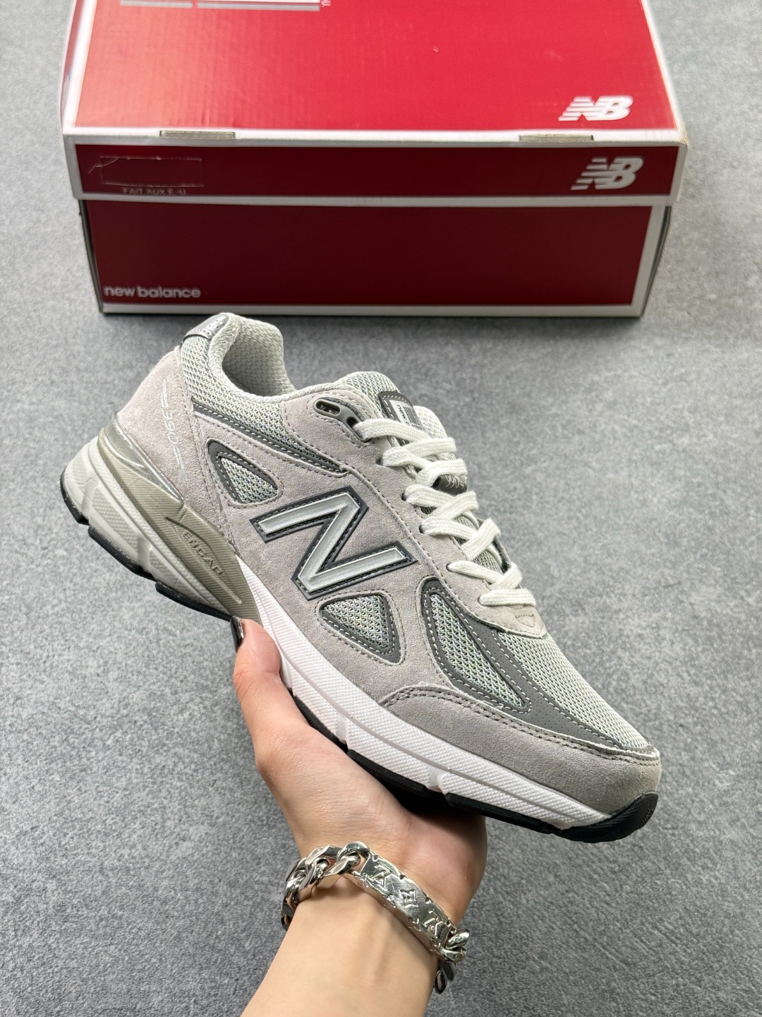 New Balance NB990系列 高端美产复古休闲跑步鞋 W990GL4 #采用台产猪巴革及透气网眼材质 原装6层组合底模精密开发 搭载全新碳素中底 后跟透明TPU水晶装饰条稳固 x78