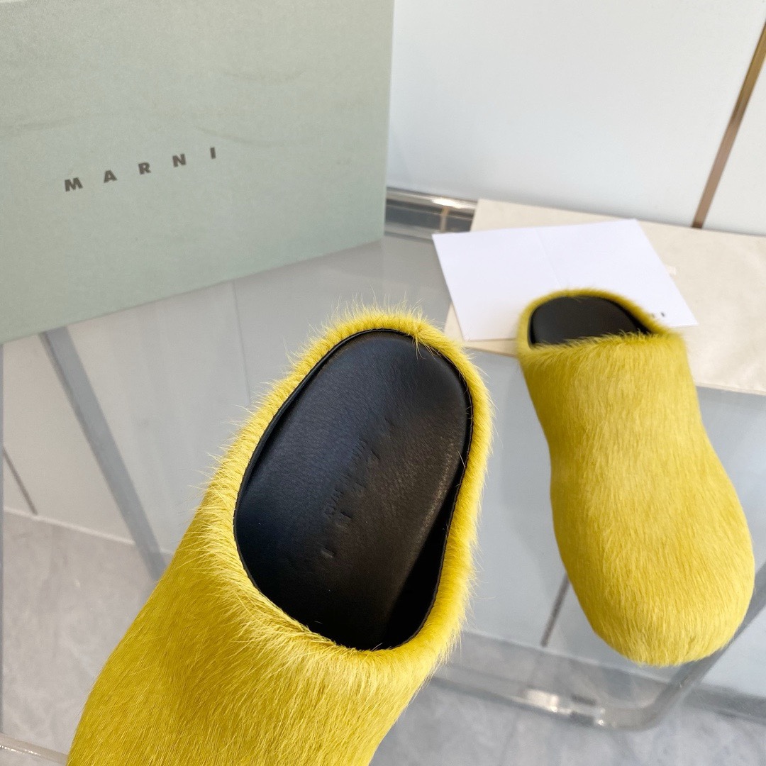“Female and Male MARNI Sabot Shoes: Stylish, Comfortable, and Durable Horse Hair Design” - 图片 5
