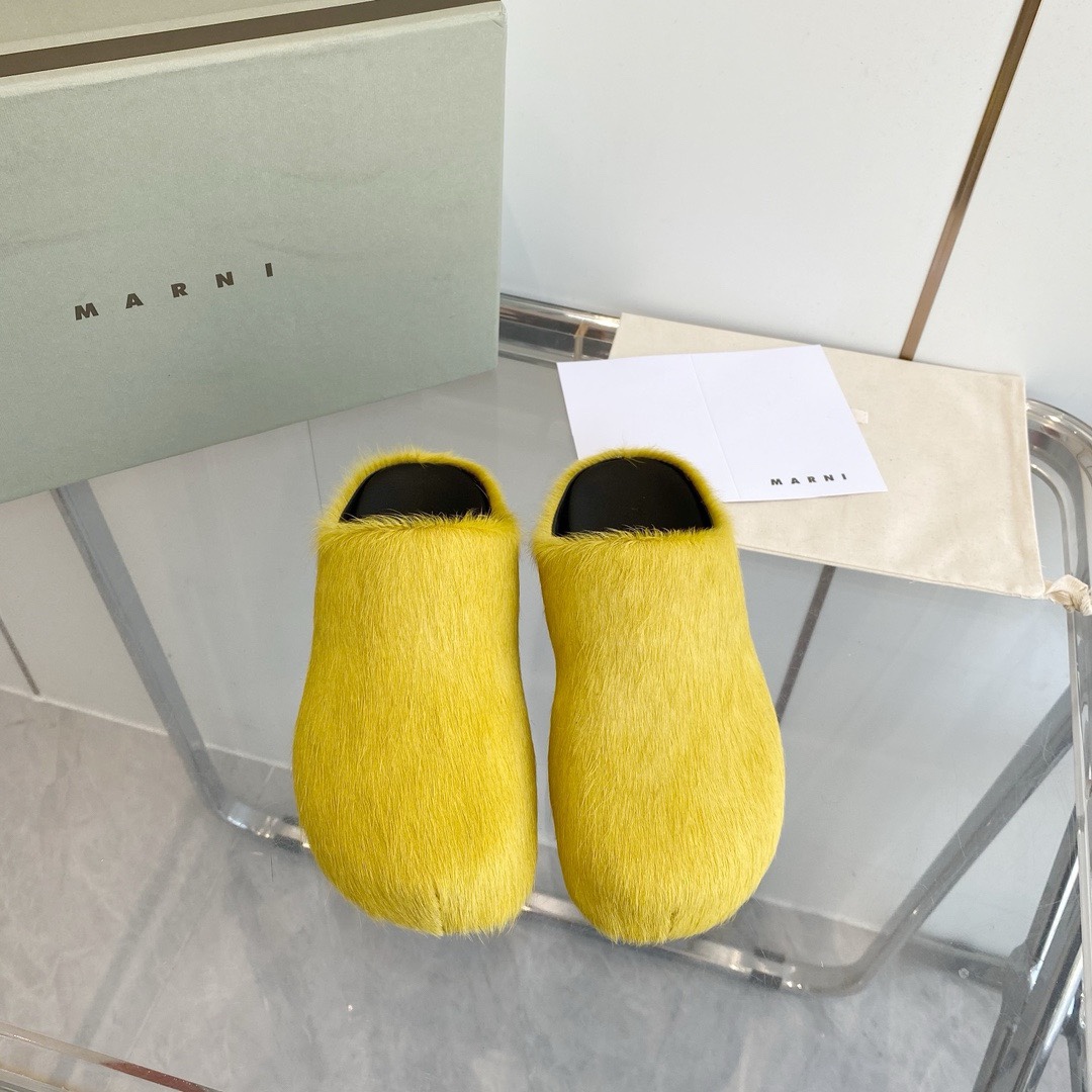 “Female and Male MARNI Sabot Shoes: Stylish, Comfortable, and Durable Horse Hair Design” - 图片 1