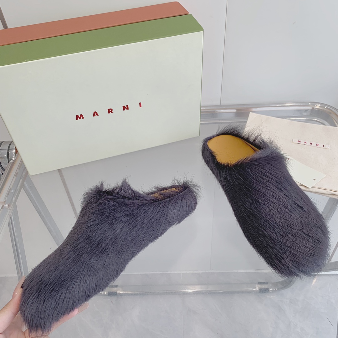 Stylish and Comfortable MARNI Sabot Shoes in Horse Hair for Men and Women – Product Details and Features - 图片 4