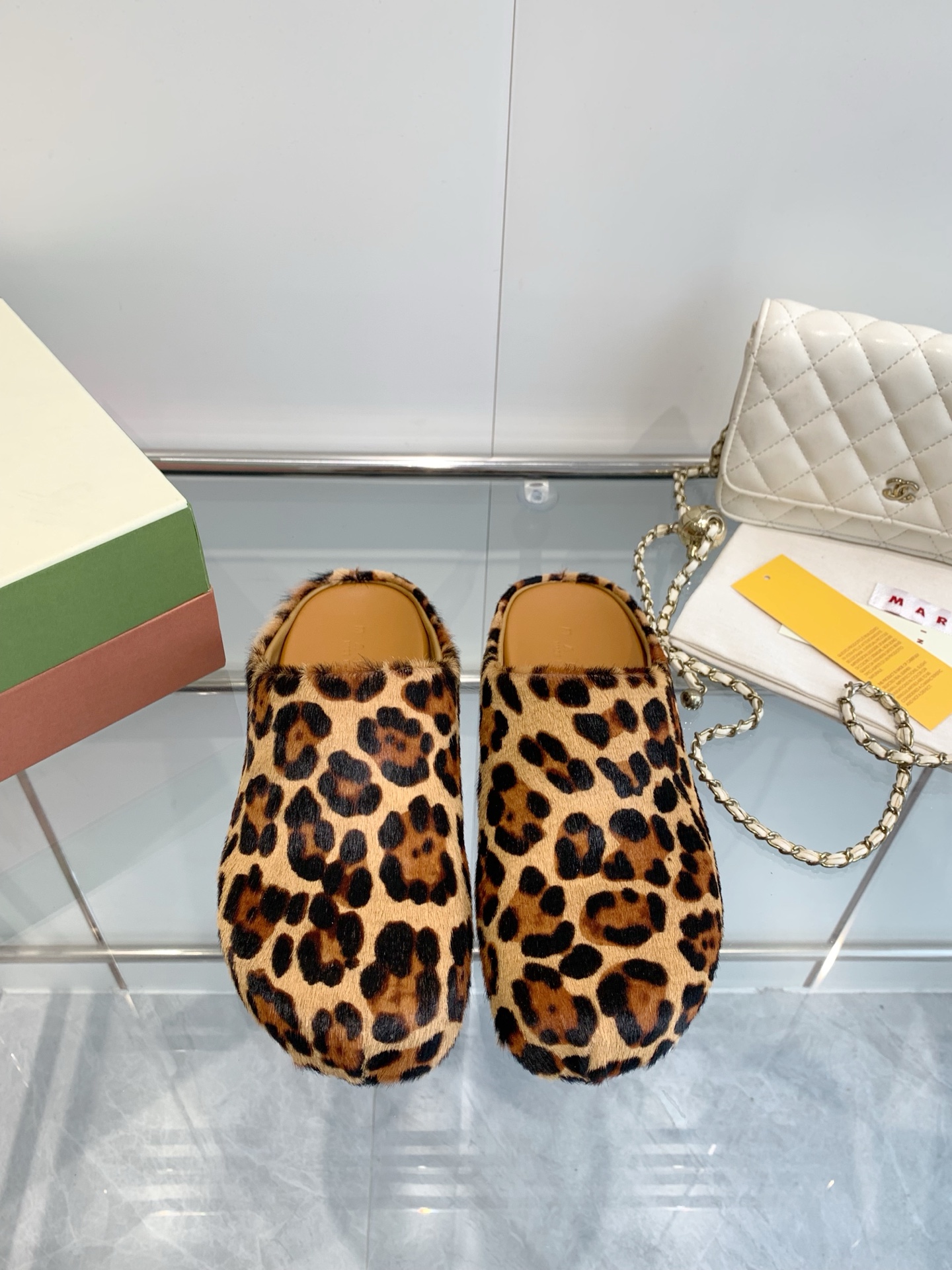 MARNI P672 Female and Male Pony Hair Sabot Shoes – Beauty, Confidence, and Comfort in Every Step