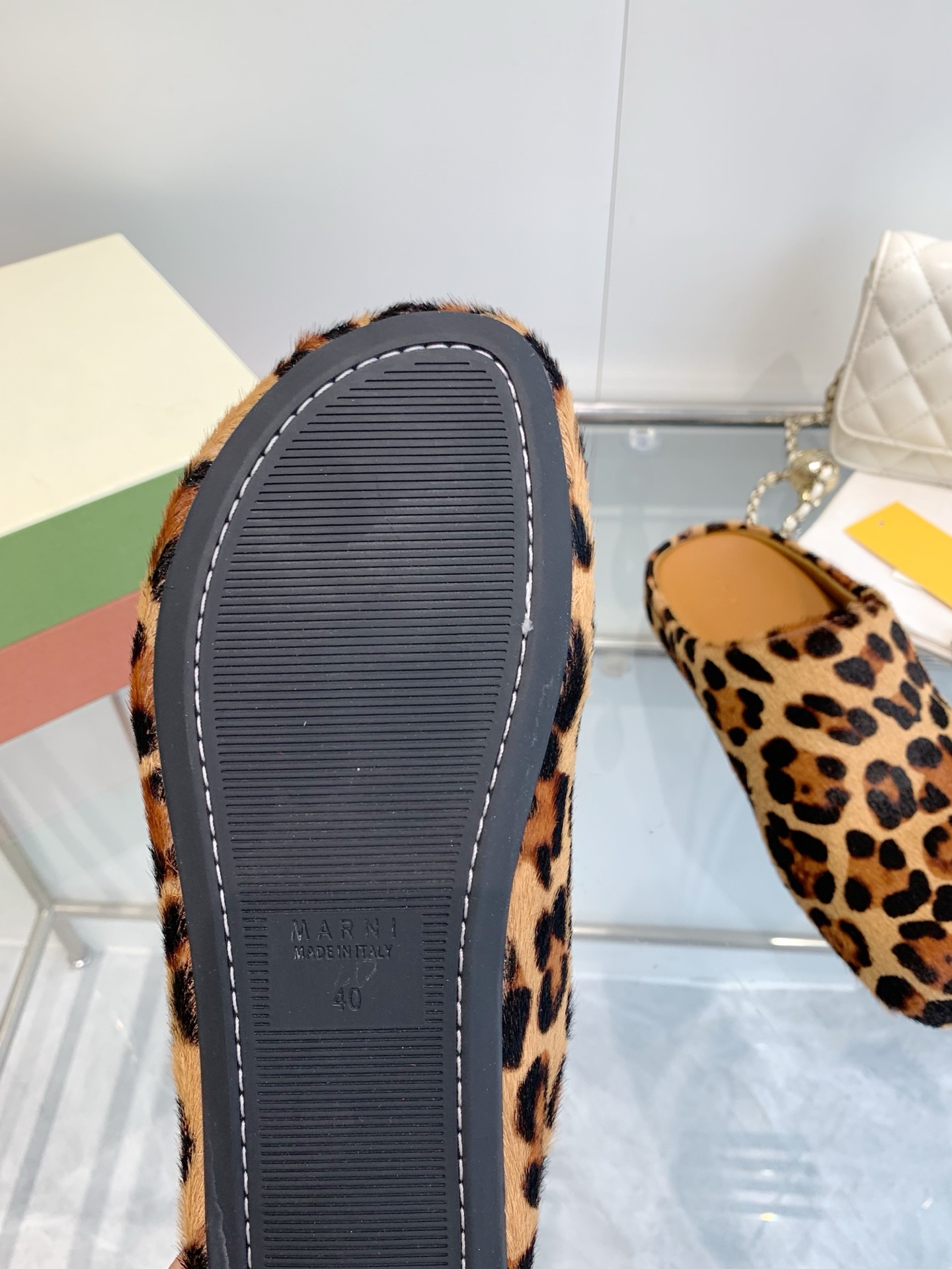 MARNI P672 Female and Male Pony Hair Sabot Shoes – Beauty, Confidence, and Comfort in Every Step - 图片 6