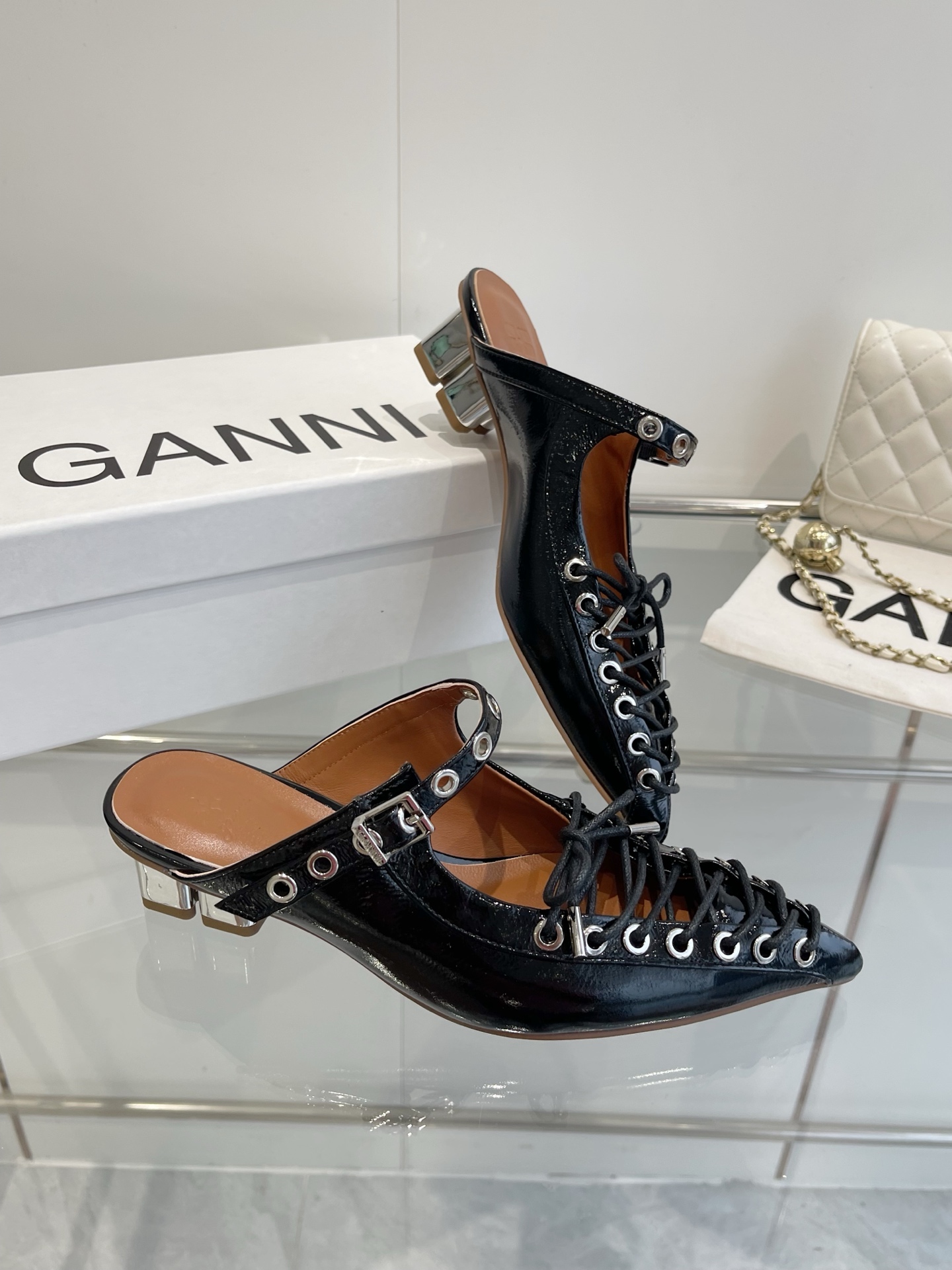 Ganni 25SS Leather Ballet Shoes: Imported Cattle Skin, Rubber Soles, Size 35-39. - 图片 8