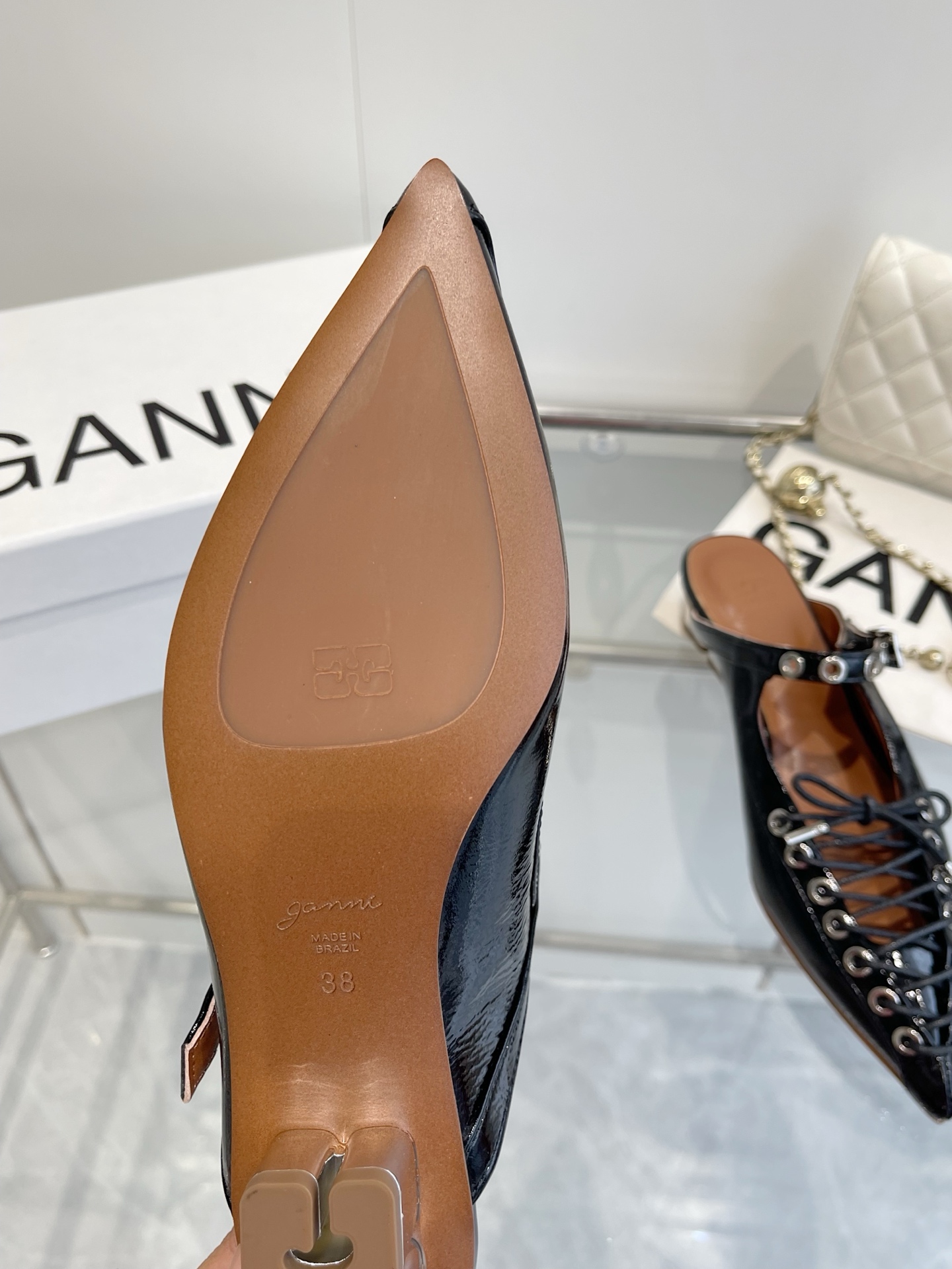 Ganni 25SS Leather Ballet Shoes: Imported Cattle Skin, Rubber Soles, Size 35-39. - 图片 6