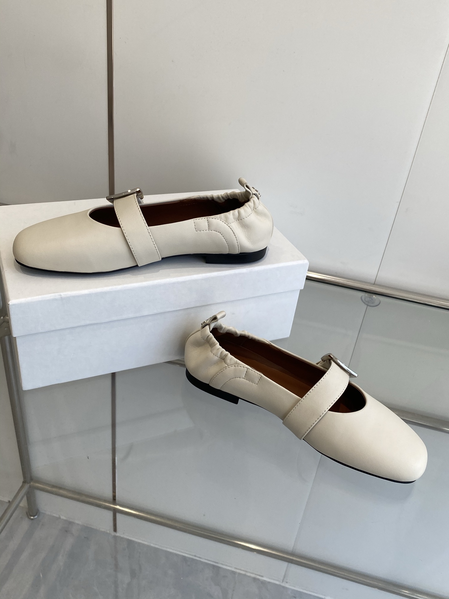 New GANNI 25SS Shoes: Sheepskin, Rubber Soles, Sizes 35-39, Original Packaging - 图片 9