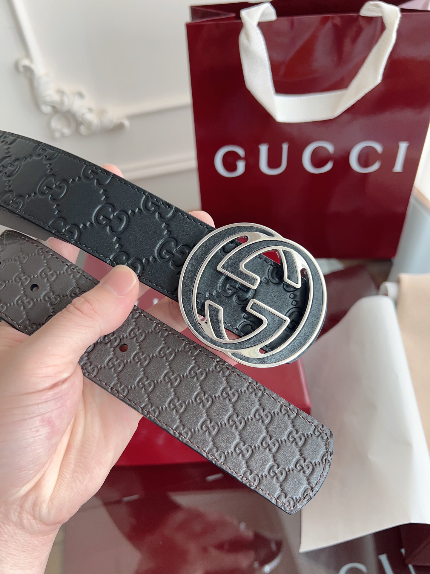  绝美gucci 双G扣男士新款腰帶 專櫃同步 寬4厘米 雙面進口小牛皮压花雙色可用  精緻真空電鍍雙G
